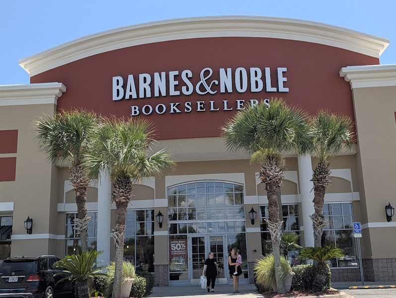 Crystal Beach Plaza - Shopping mall in Destin