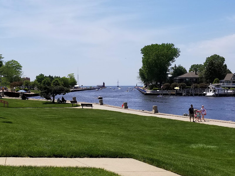 Riverfront Park/Summer Concerts - Park in South Haven
