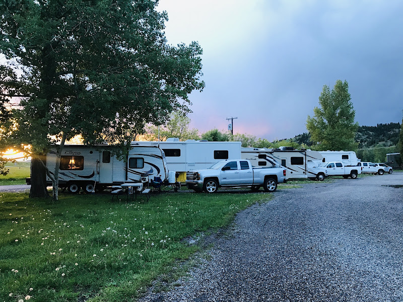 Bozeman Trail RV Park by Starry Night Lodging