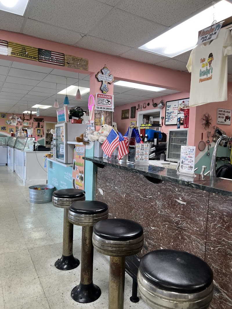 Grandpa's Ice Cream and Pies photo