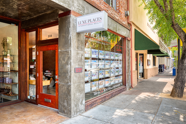 Luxe Places International Realty