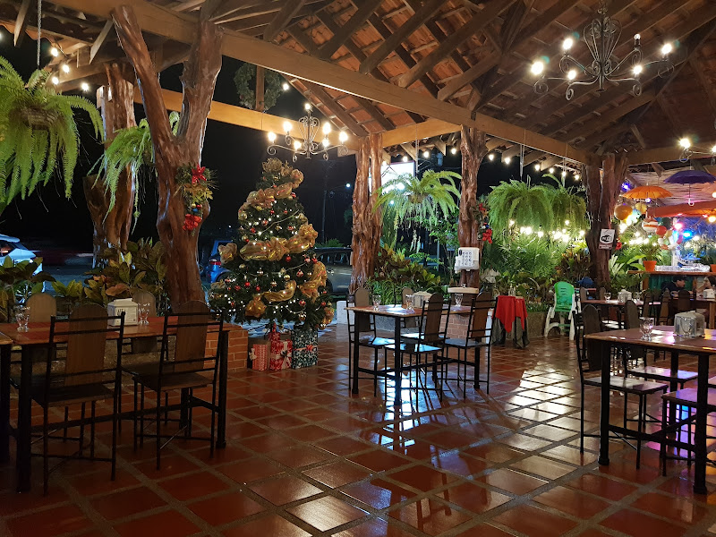 Casa Fortuna, Restaurante Familiar. - Restaurant in La Fortuna