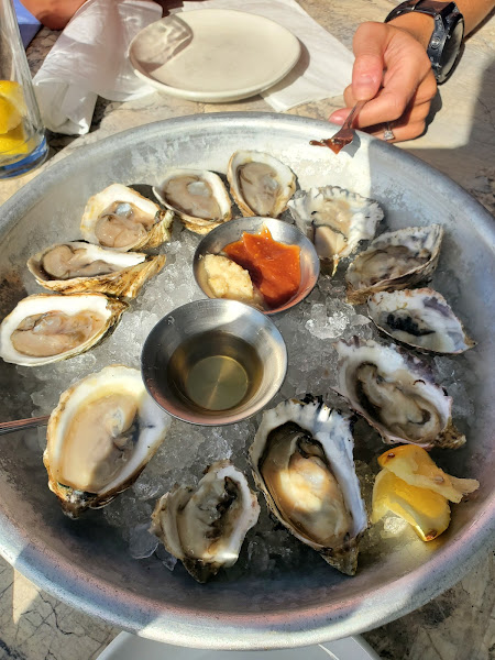 Captain & Krewe Seafood Market & Raw Bar