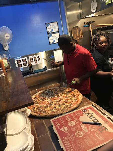 Benny Ravello's - Pizza restaurant in Charleston