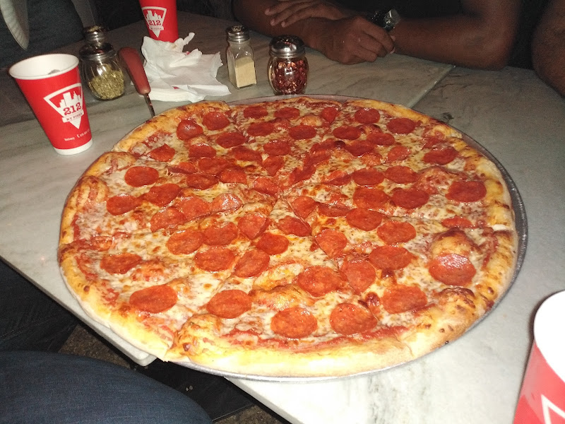 212 NY Pizza - Pizza restaurant in Palacio de justicia