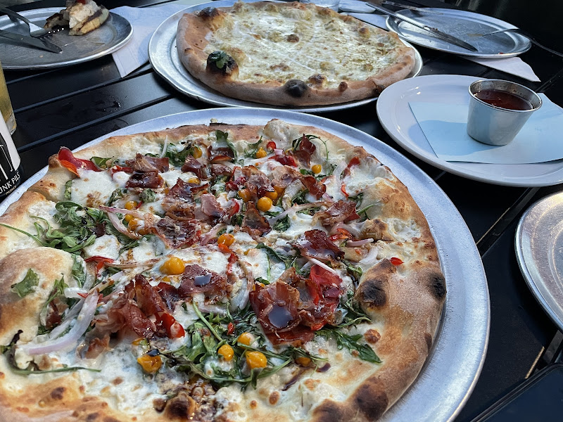 EVO Pizzeria - Pizza restaurant in North Charleston