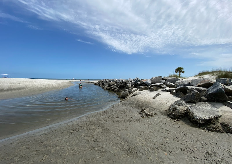 Corner Palm - Tourist attraction in Hilton Head Island
