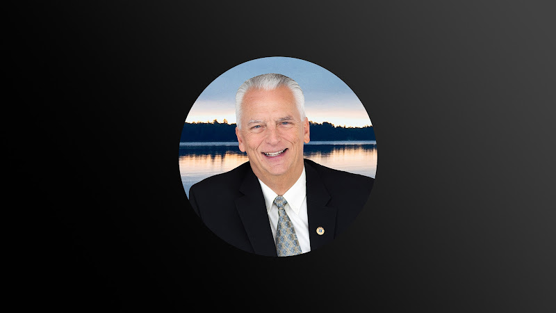 Bob Webster | Realtor at Compass Lake Geneva Property - Real estate agent in Lake Geneva