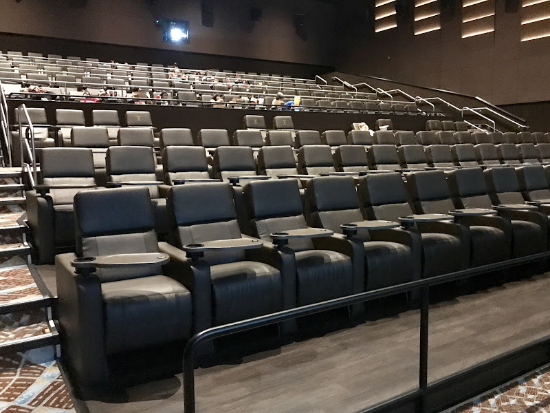 Regal Kapolei Commons
