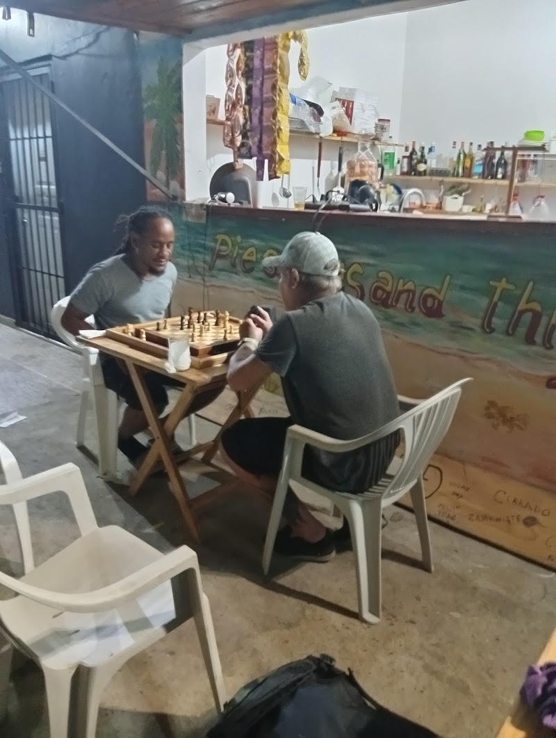 Pies, Fries and Thighs - Restaurant in Puerto Plata 57777