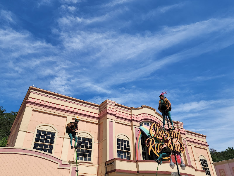 Chasing Rainbows Museum - Museum in Pigeon Forge
