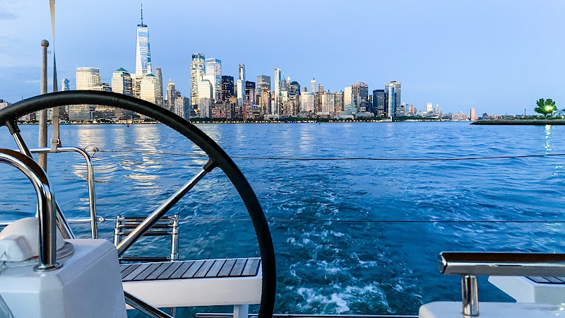 Sailing Islander NYC - Boat rental service in 100 Marin Blvd