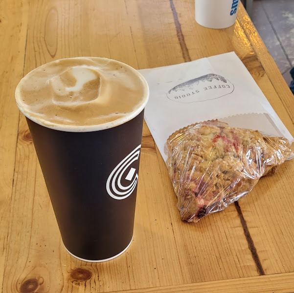 Coffee Studio 208