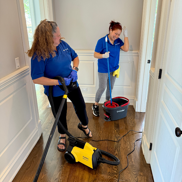 Manic Maids - House cleaning service in Chicago