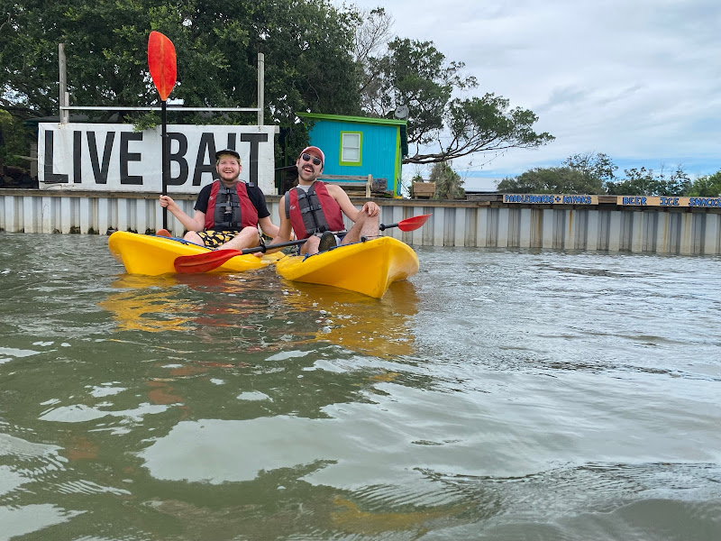 Genungs Fish Camp Live Bait & Tackle/Kayak Rentals
