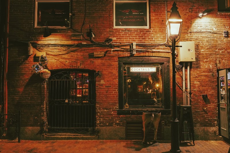 Room for Improvement - Cocktail bar in Portland