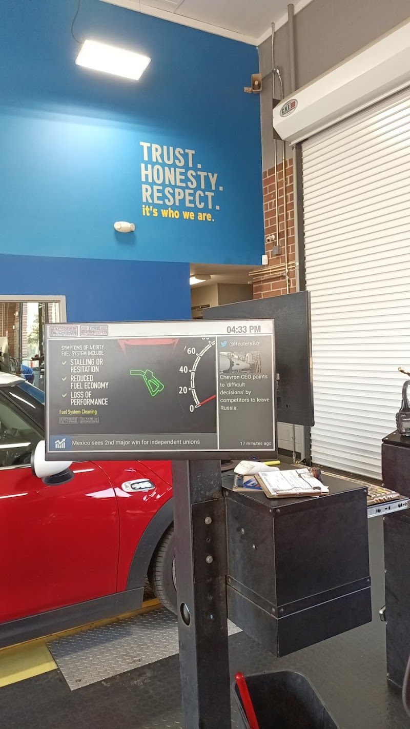 Express Oil Change & Tire Engineers photo
