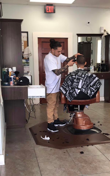 Torres Barber & Beauty Salon