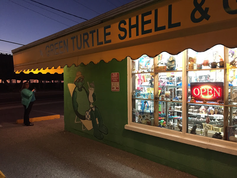 Green Turtle Shell & Gift Shop - Gift shop in Bradenton Beach