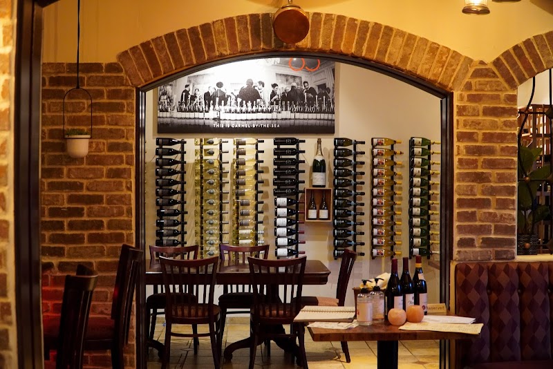 Mission Bistro - Restaurant in Ocean Ave