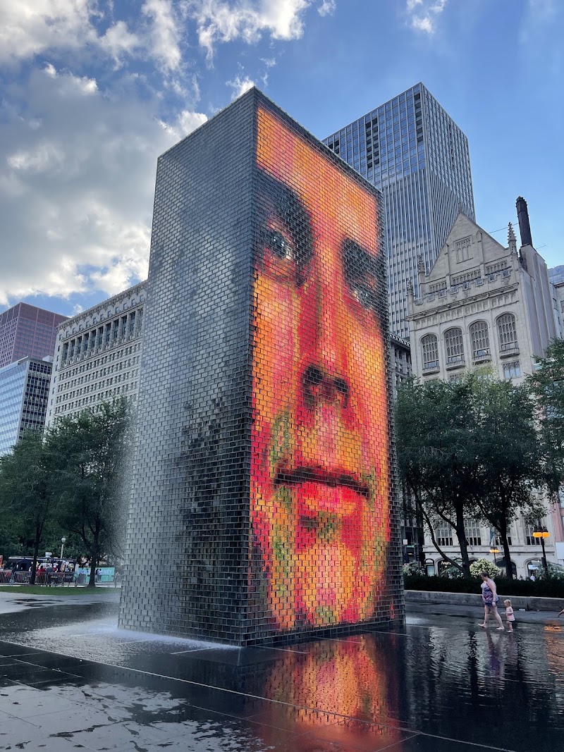 Crown Fountain - Tourist attraction in Chicago