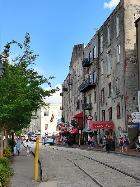 Rousakis Riverfront Plaza