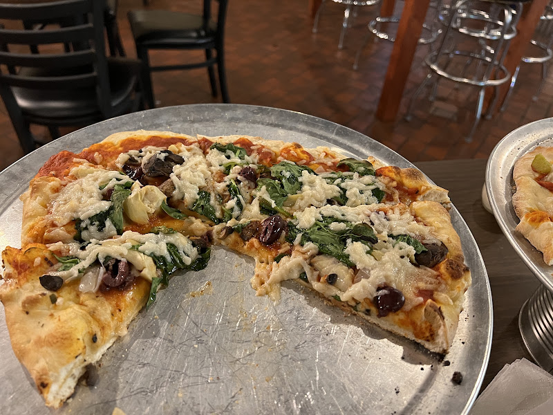 B&B's Bunzy's and Booze - Pizza restaurant in Colorado Springs