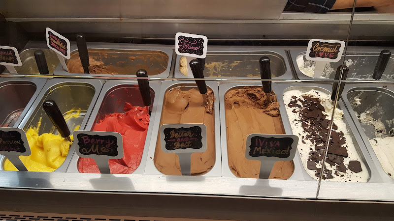 Pussycat gelato Scottsdale - Ice cream shop in Scottsdale
