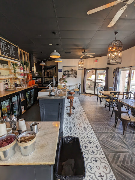 Café Mon Amour - Coffee shop in Palm Springs