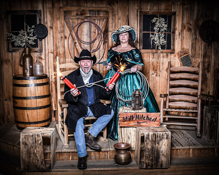 Three Bears Old Time Photo - Photographer in Pigeon Forge