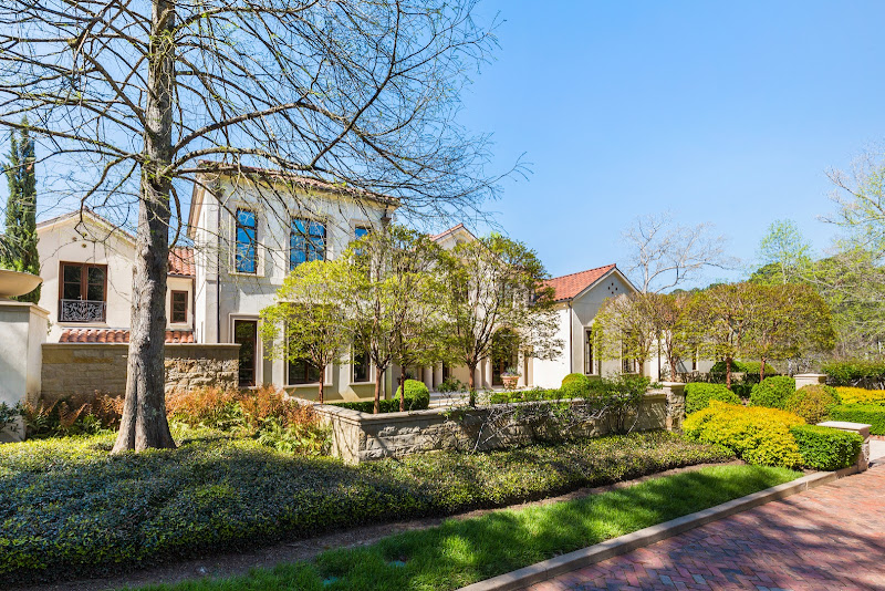 Debra Johnston | Coldwell Banker Realty