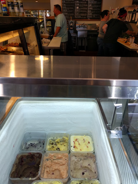 Summer's Market & Deli