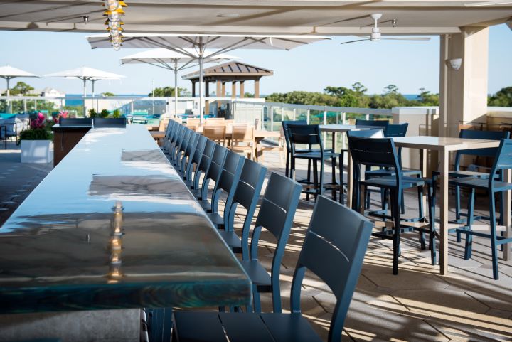 High Tide Rooftop Bar