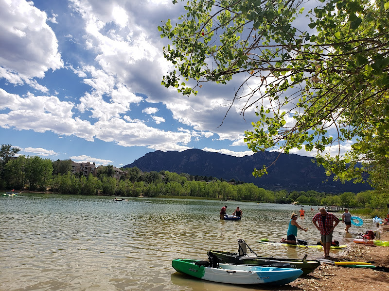 Quail Lake Park - Park in Colorado Springs