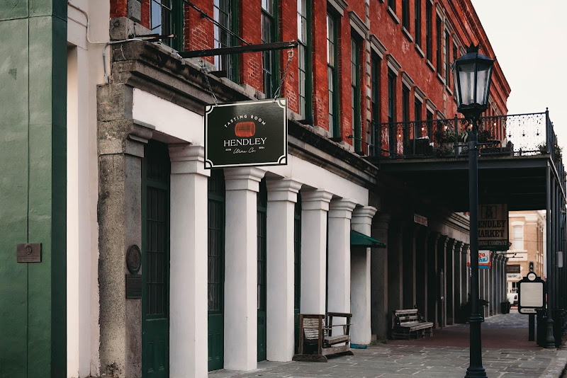 Hendley Wine Co. - Wine bar in Galveston