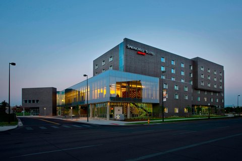 SpringHill Suites by Marriott Denver Downtown - Hotel in Denver