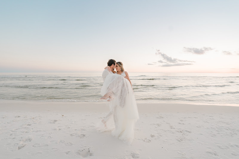 Whitney Sims Photography - Wedding Photography Family Photographers in Navarre FL