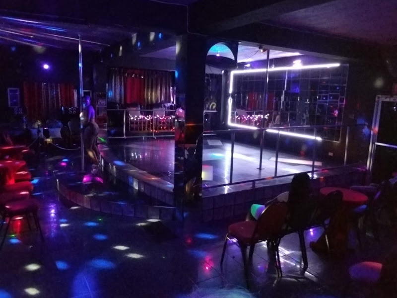 Club Royalty - Adult entertainment club in Ocho Rios