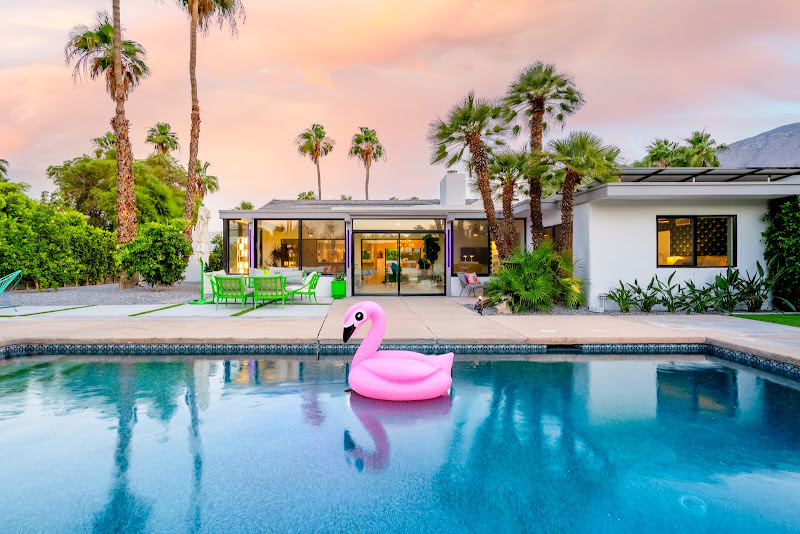 Zen Home PS - Vacation home rental agency in Palm Springs