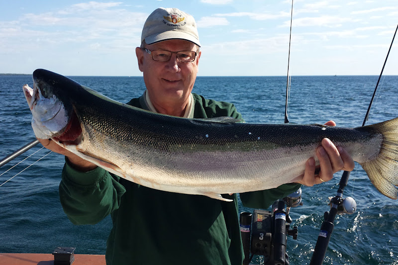 J-E Fishing Enterprises - Fishing charter in 1651 Memorial Dr Slip #44