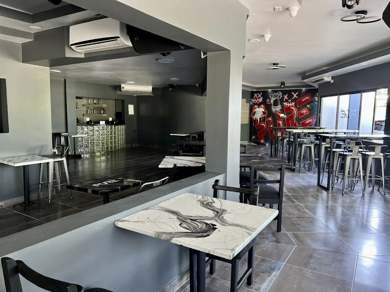 Pure Ultra Lounge