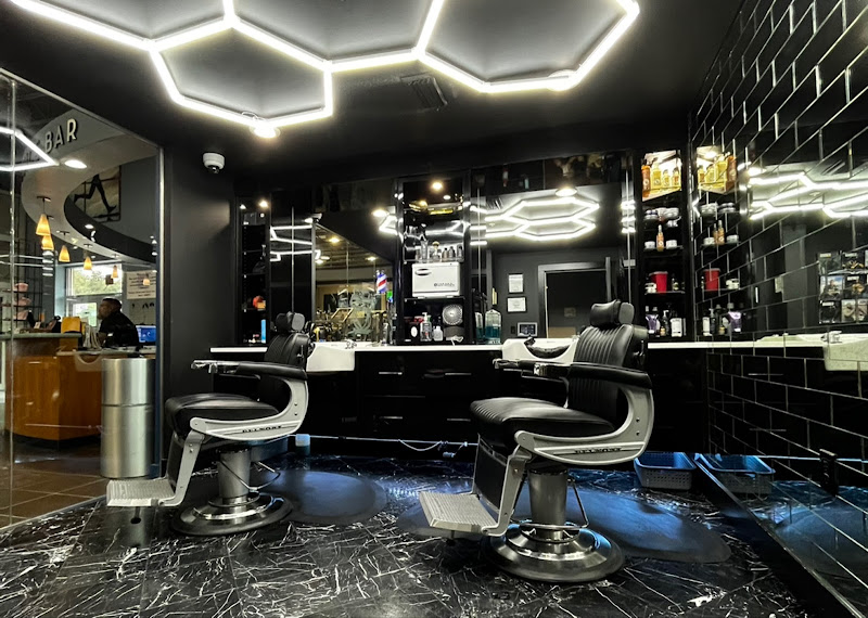 Clark's Barbershop, Destin - Barber shop in Destin