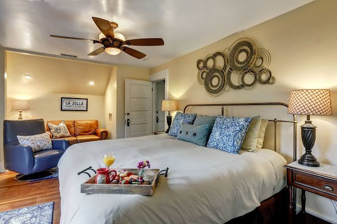 Hillcrest House Bed & Breakfast