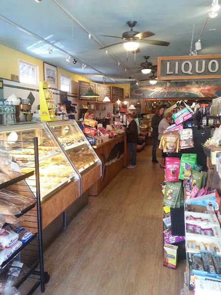 East End Market - Deli in Provincetown