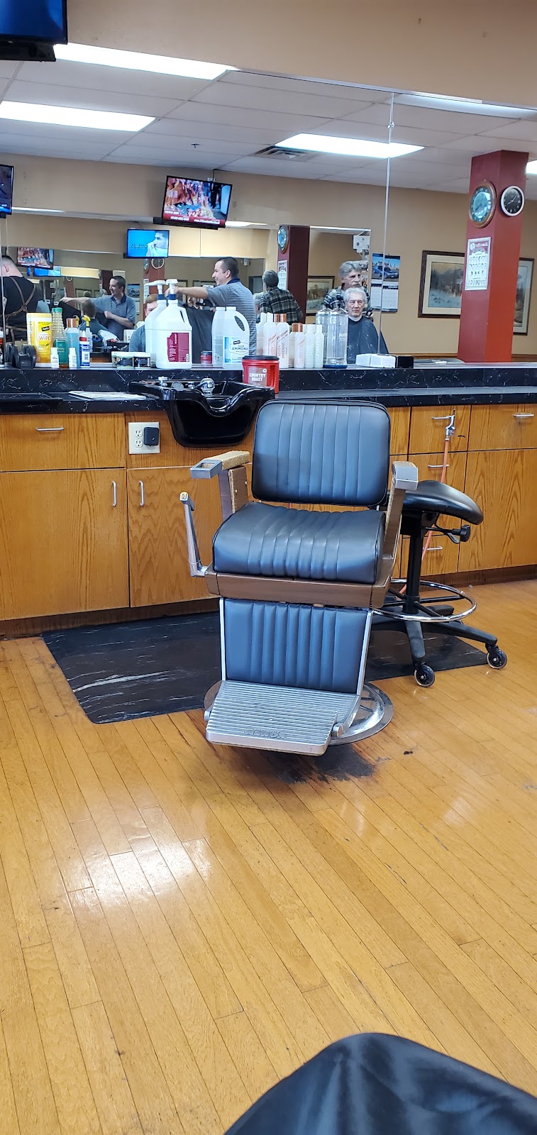 Mustang Barbers