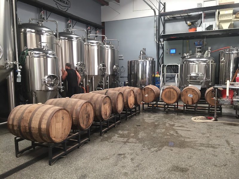Lanikai Brewing Company - Restaurant in Kailua