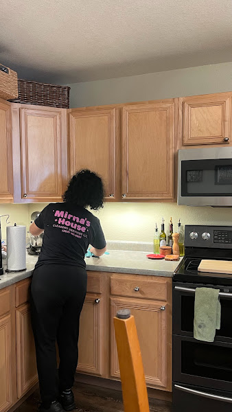 MIRNA’S HOUSE CLEANING LLC - Cleaning service in Steamboat Springs