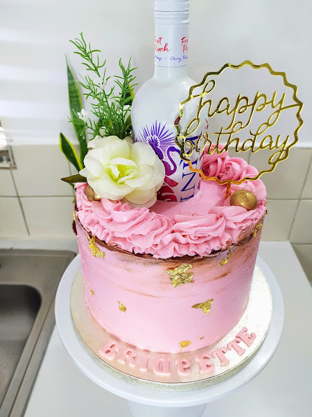 Kesha's Cake Factory - Cake shop in Jamaica