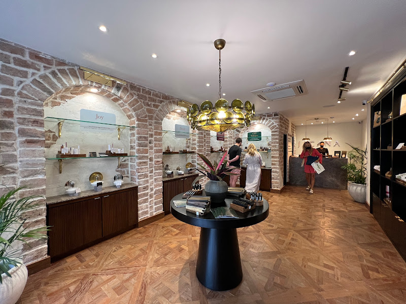 JACANA - Cannabis store in Turtle River Road