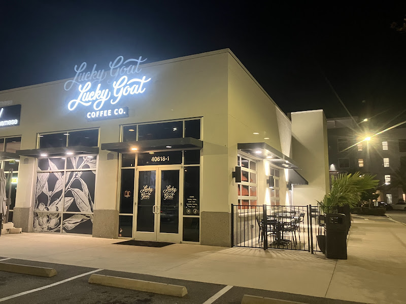 Lucky Goat Coffee - Deerwood Park